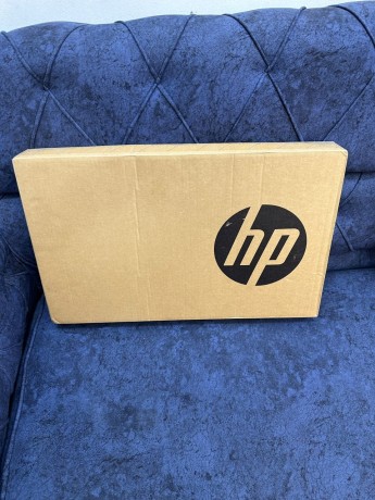 hp-zbook-studio-156-inch-g8-mobile-workstation-big-2