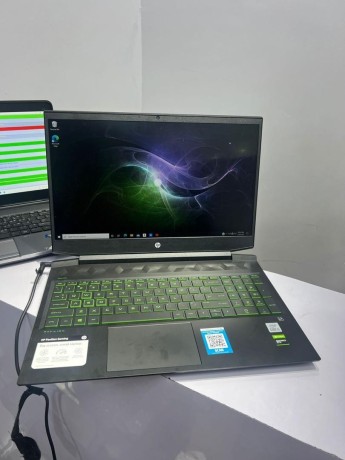 super-clean-hp-pavilion-16-gaming-big-0